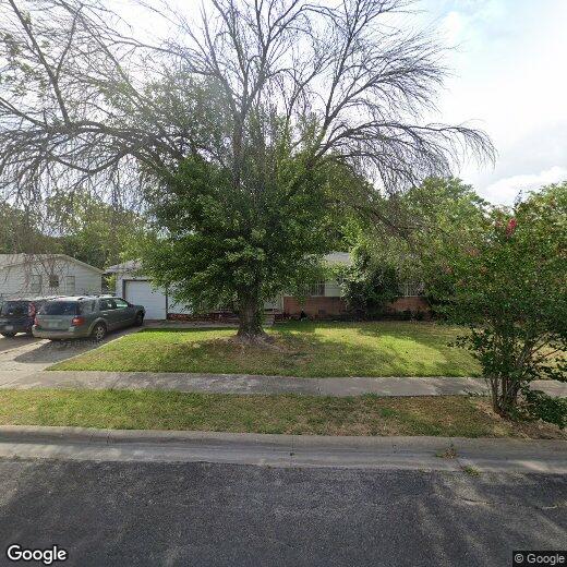 Foto principal - Completely remodeled 3 bedroom home!  HOUS...