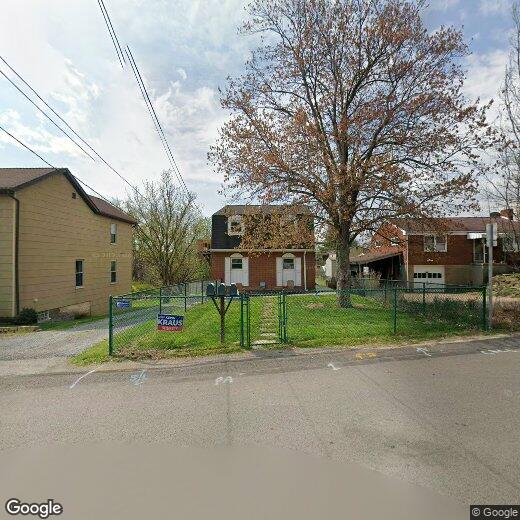 104 1st St, West View, PA 15229 Room for Rent in West View, PA