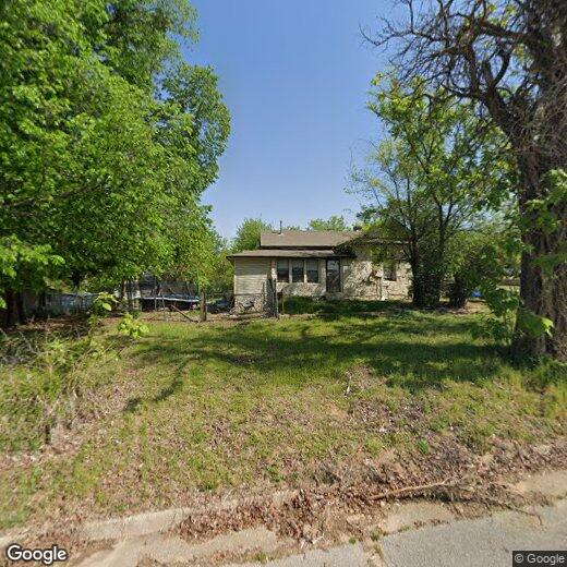 Primary Photo - 211 W 5th St