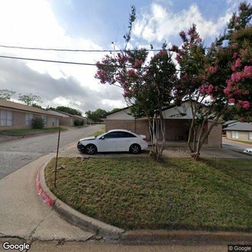 2641 W Randol Mill Rd, Arlington, TX 76012 Townhome Rentals in