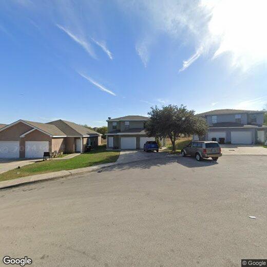 Foto principal - 5710 Golf Heights