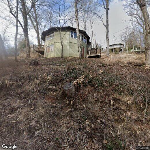Primary Photo - 25 Howland Road, R 8