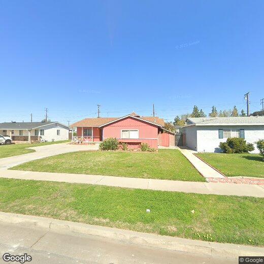 Primary Photo - 1637 W Woodcrest Ave
