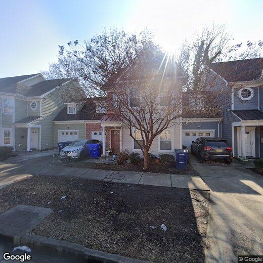 Primary Photo - 1317 W 43rd St