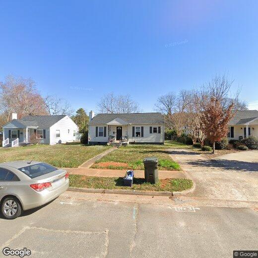 Foto principal - Coming Soon! Just off the main road, but i...