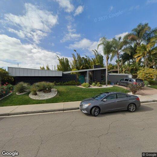 Primary Photo - 5540 Sandburg Ave