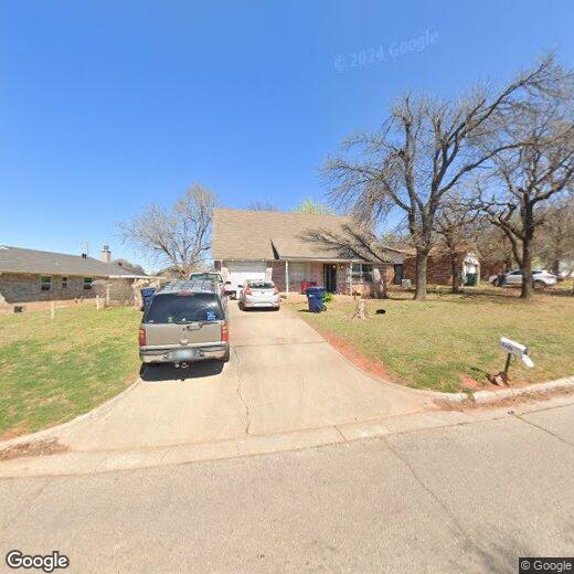 Primary Photo - 2405 SE 51st St