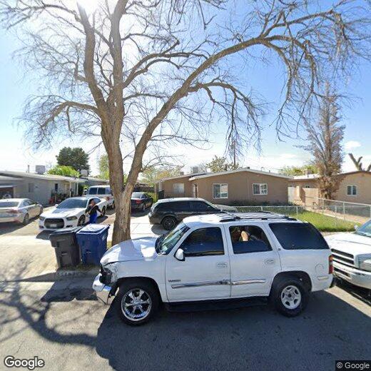 Primary Photo - 45519 Corkwood Ave