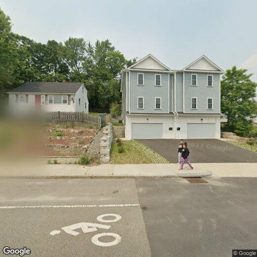 Primary Photo - 225 Hamilton St