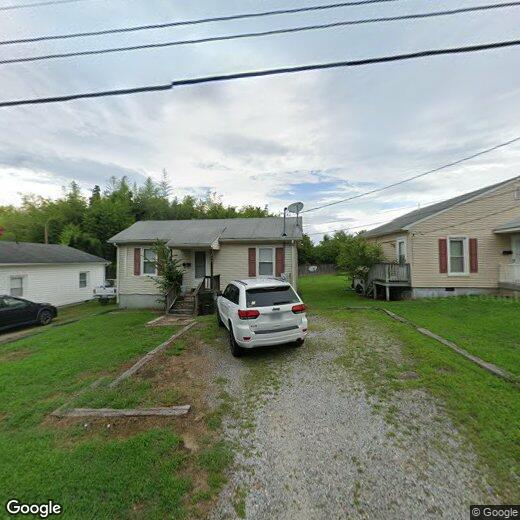 Foto principal - 1-Bedroom Home with Great Location in Town...