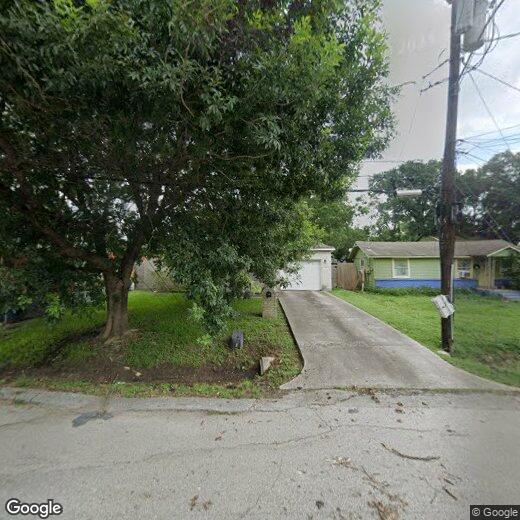 Foto principal - 7315 Palestine St