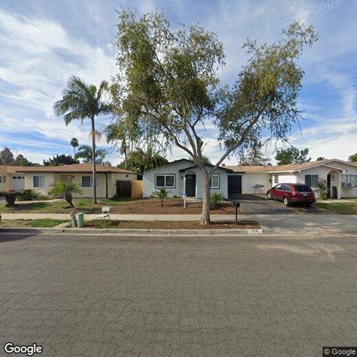 Primary Photo - UPDATED 2Bed/1Bath twin HOME w/ yard, gara...