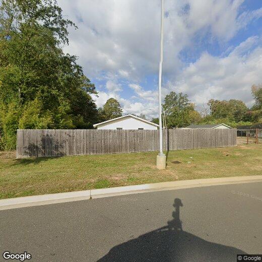 Primary Photo - 120 E Hilly Ave