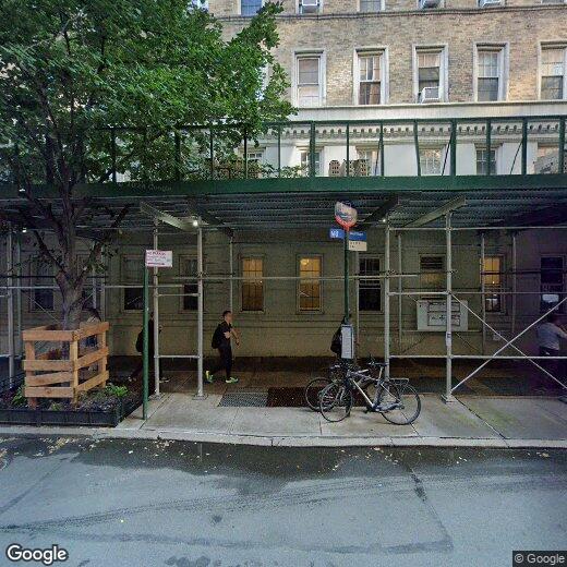 Primary Photo - 24 Fifth Avenue