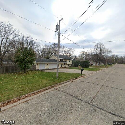 Primary Photo - 730-730 Jeannie Ln