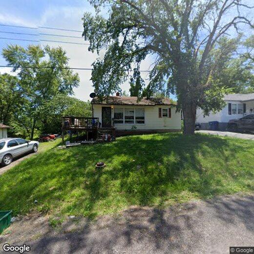 Primary Photo - 930 Maupin St