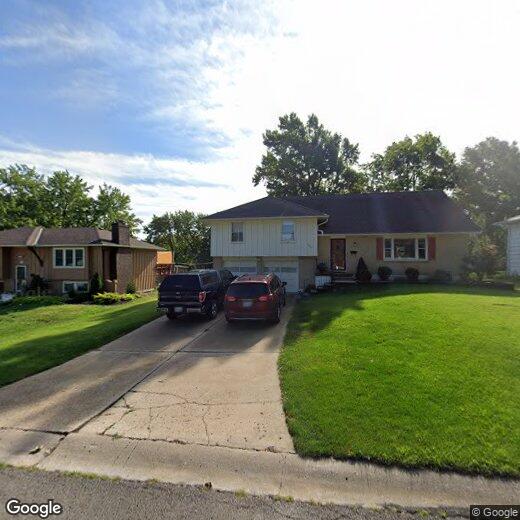 Primary Photo - SHOWINGS COMING SOON! BEAUTIFUL 4 Bedroom ...