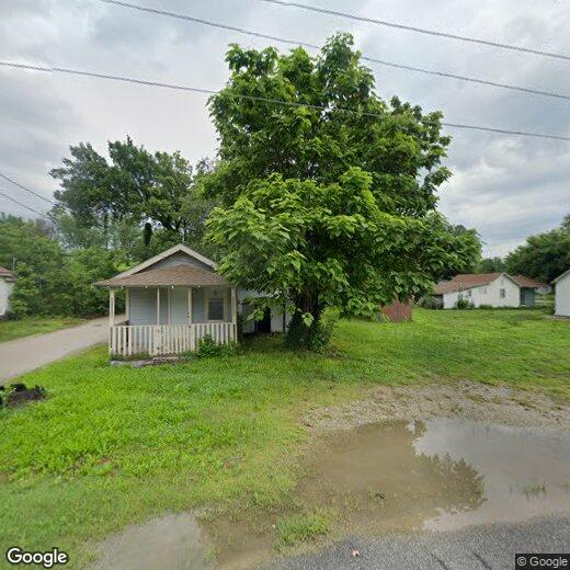 Primary Photo - 716 W 5th St