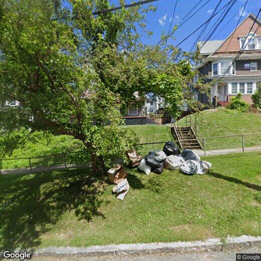 Primary Photo - 113 Comstock Pl