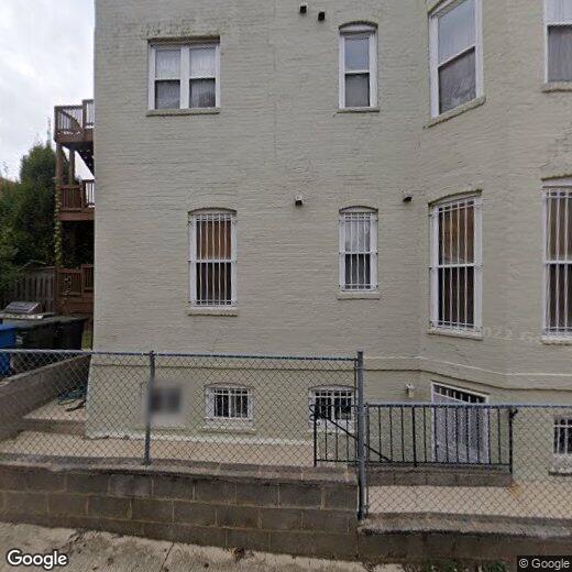 Primary Photo - 2550 University Pl NW