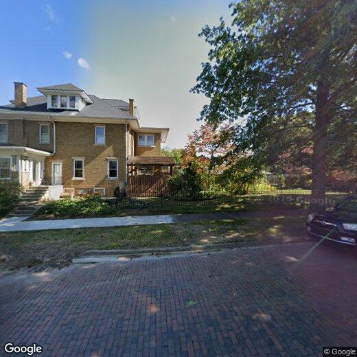 Primary Photo - 401 10th Ave