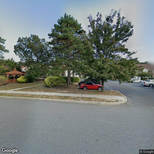 Primary Photo - 5 E Woodland Ave