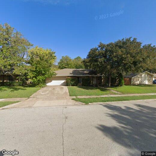 Primary Photo - 1007 N Sleepy Hollow Dr