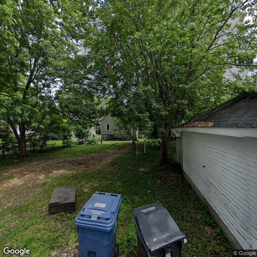 Primary Photo - 891 21st Ave SE