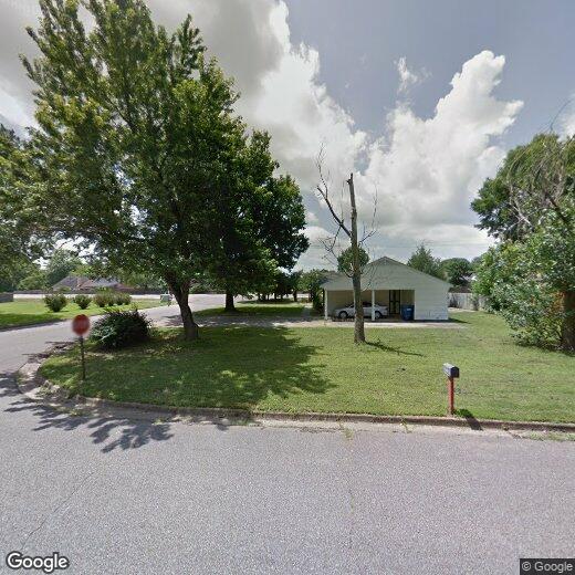 Primary Photo - 6035 Kentwood Dr