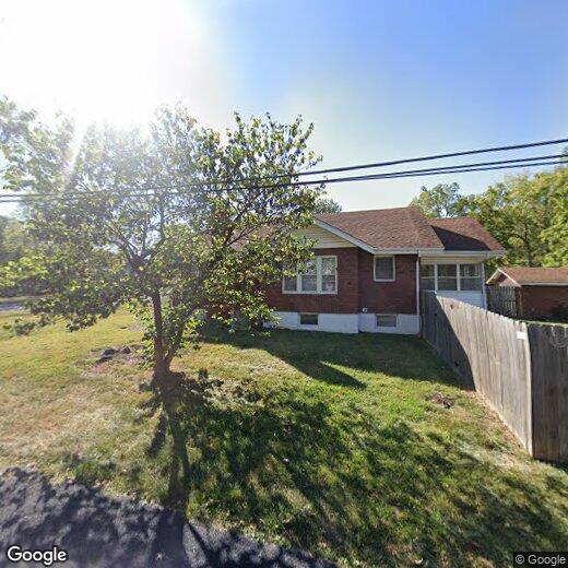 Foto principal - 3 bed 2 bath Bungalow near downtown Columbia!