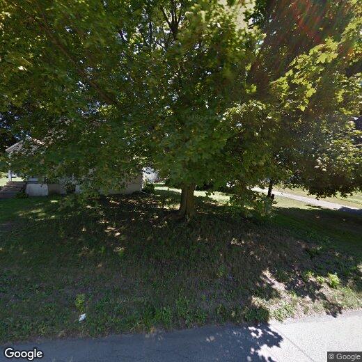 451 Cleveland St, Masury, OH 44438 Room for Rent in Masury, OH