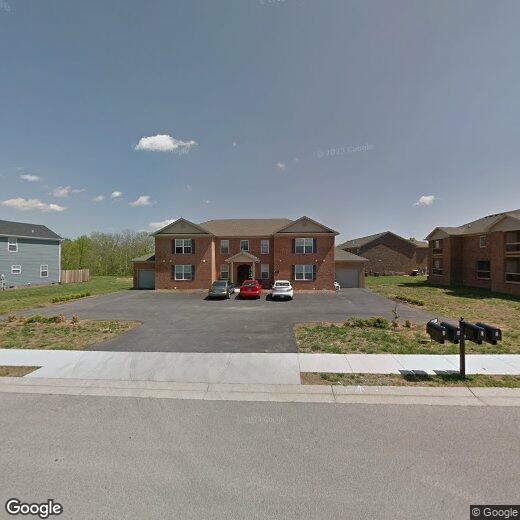 Foto principal - 560 Village Creek Dr
