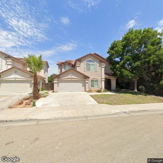 Foto principal - Large Home within Clovis Unified