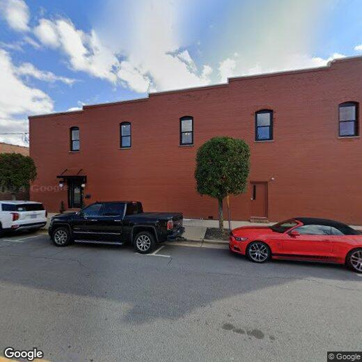 Primary Photo - 201b E Main St