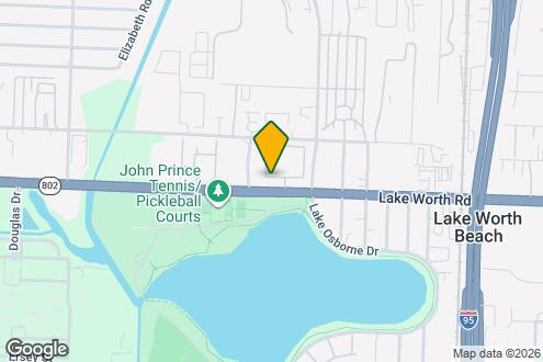 Village at Lake Worth photo'