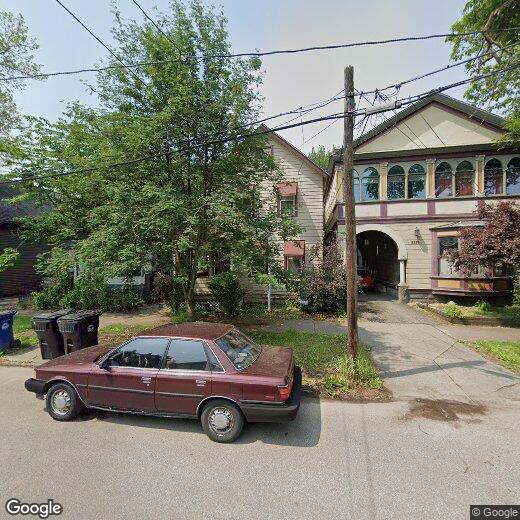 2214 W 32nd St Unit UP, Cleveland, OH 44113 Apartment for Rent in