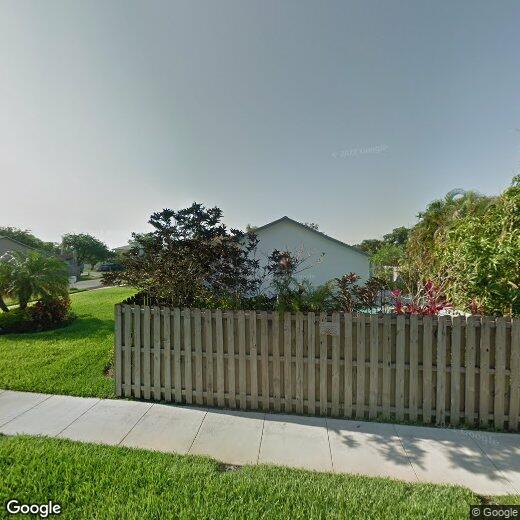 Foto principal - 9920 SW 16th Ct