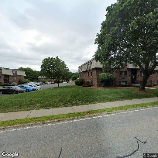 12 Hallmark Gdns Unit 4, Burlington, MA 01803 Condo for Rent in