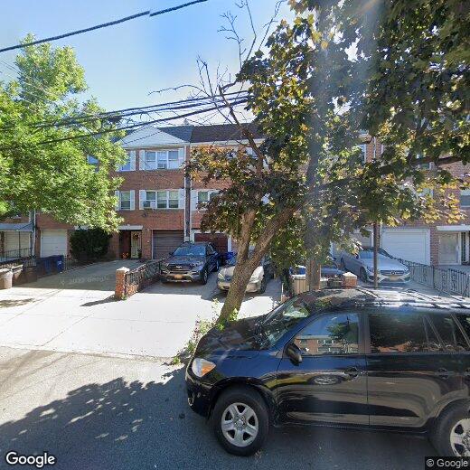 Primary Photo - 30-29 70th St