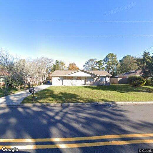 Primary Photo - 240-P240 Deerwood Dr