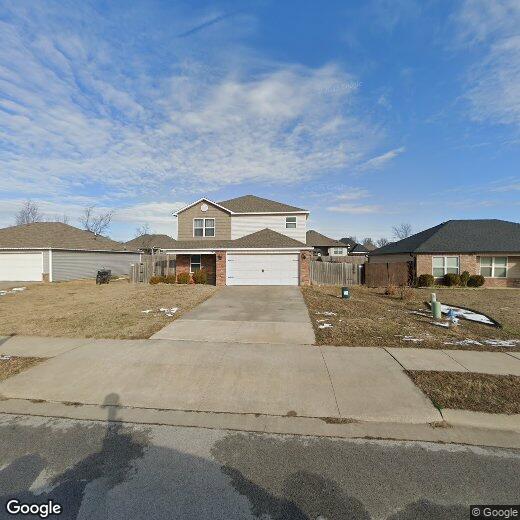 Foto principal - 2712 Wyandotte Ave