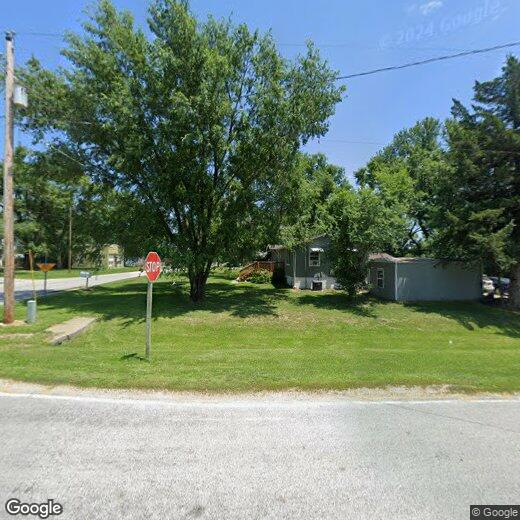 911 Barnes Ave, Ottawa, KS 66067 House Rental in Ottawa, KS