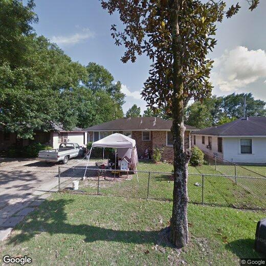 Primary Photo - 3954 Iroquois St
