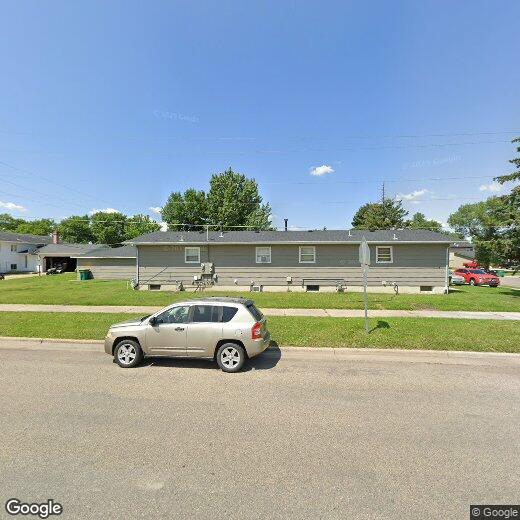 Primary Photo - 525 7th Ave E