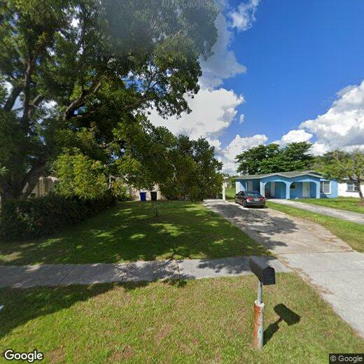 Foto principal - 2985 St Charles St