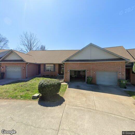 Foto principal - City of Maryville 1 bedroom with garage Ca...