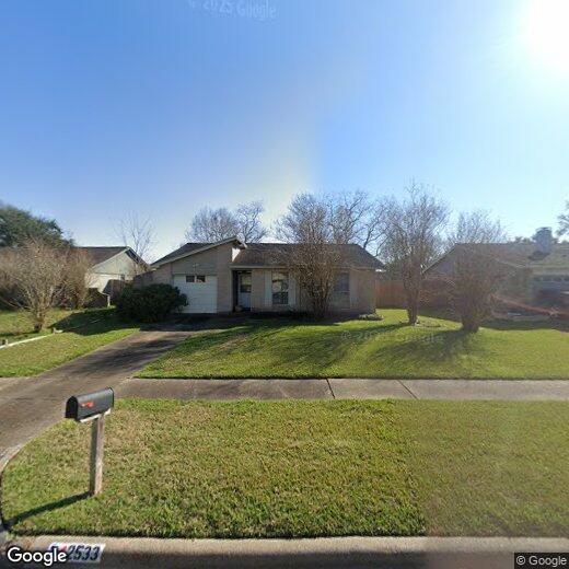 Primary Photo - 2533 Knoxville Dr