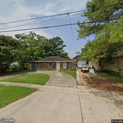 Primary Photo - 2226 Plaza Dr