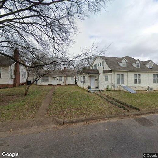 Primary Photo - 423 Barnes St
