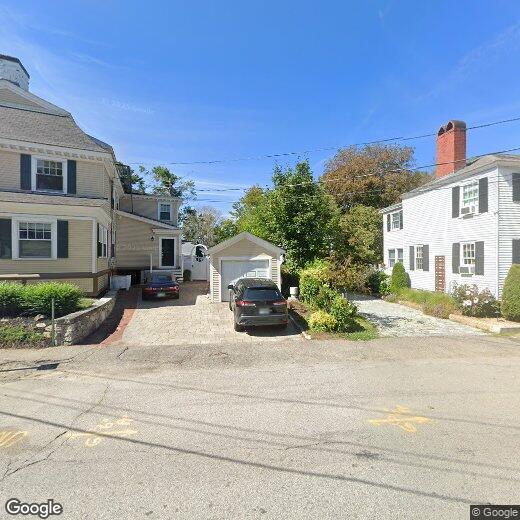 24 Monarch Way Unit 206, Portsmouth, NH 03801 Room for Rent in